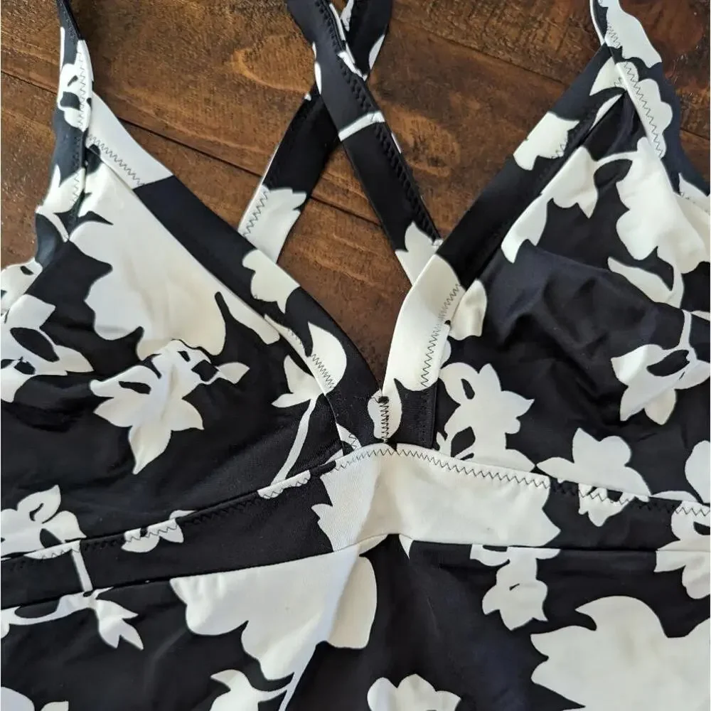 Lands' End Tankini Top Swimsuit Swim 14 B Cup Underwire Black White Floral - Picture 3 of 7